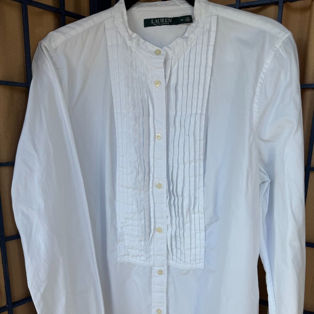 Timeless Lauren Ralph Lauren 16p white button-down shirt elegant pintuck detail